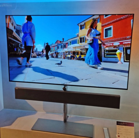 Le système Ambilight fonctionne sur les 4 côtés.