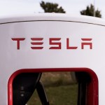 Tesla déploie des terminaux Starlink sur les Superchargeurs pour proposer du Wi-Fi Tesla déploie des terminaux Starlink sur les Superchargeurs pour proposer du Wi-Fi