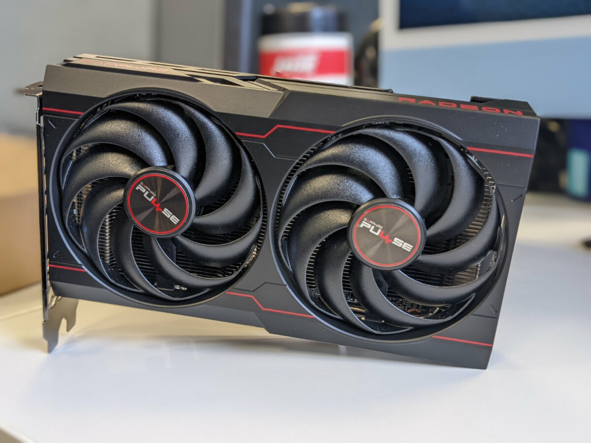 AMD Radeon RX 6600 AMD Radeon RX 6600