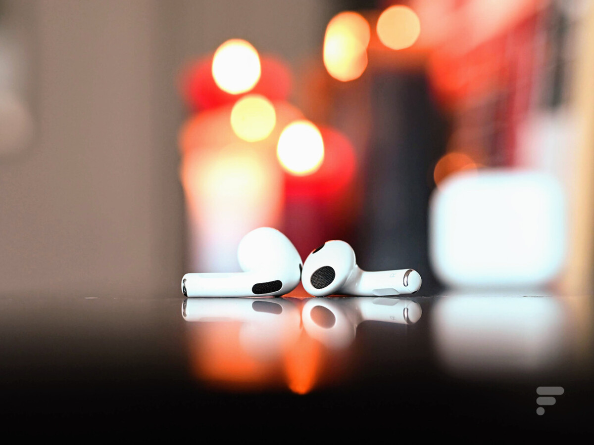 Les AirPods 3 d'Apple // Source : Frandroid Les AirPods 3 d'Apple // Source : Frandroid