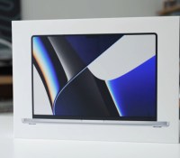 Packaging du MacBook Pro 16 pouces // Source : Karl Conrad Packaging du MacBook Pro 16 pouces // Source : Karl Conrad