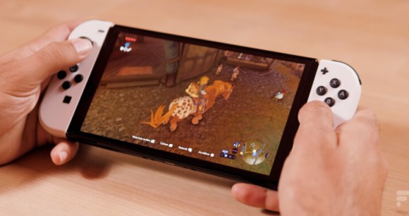 La Nintendo Switch OLED // Source : Anthony Wonner - Frandroid