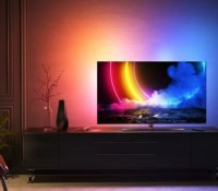 La TV Philips 55OLED856 // Source : Darty.