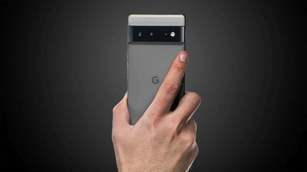 Le Google Pixel 6 Pro en main // Source : Arnaud Gelineau - Frandroid Le Google Pixel 6 Pro en main // Source : Arnaud Gelineau - Frandroid