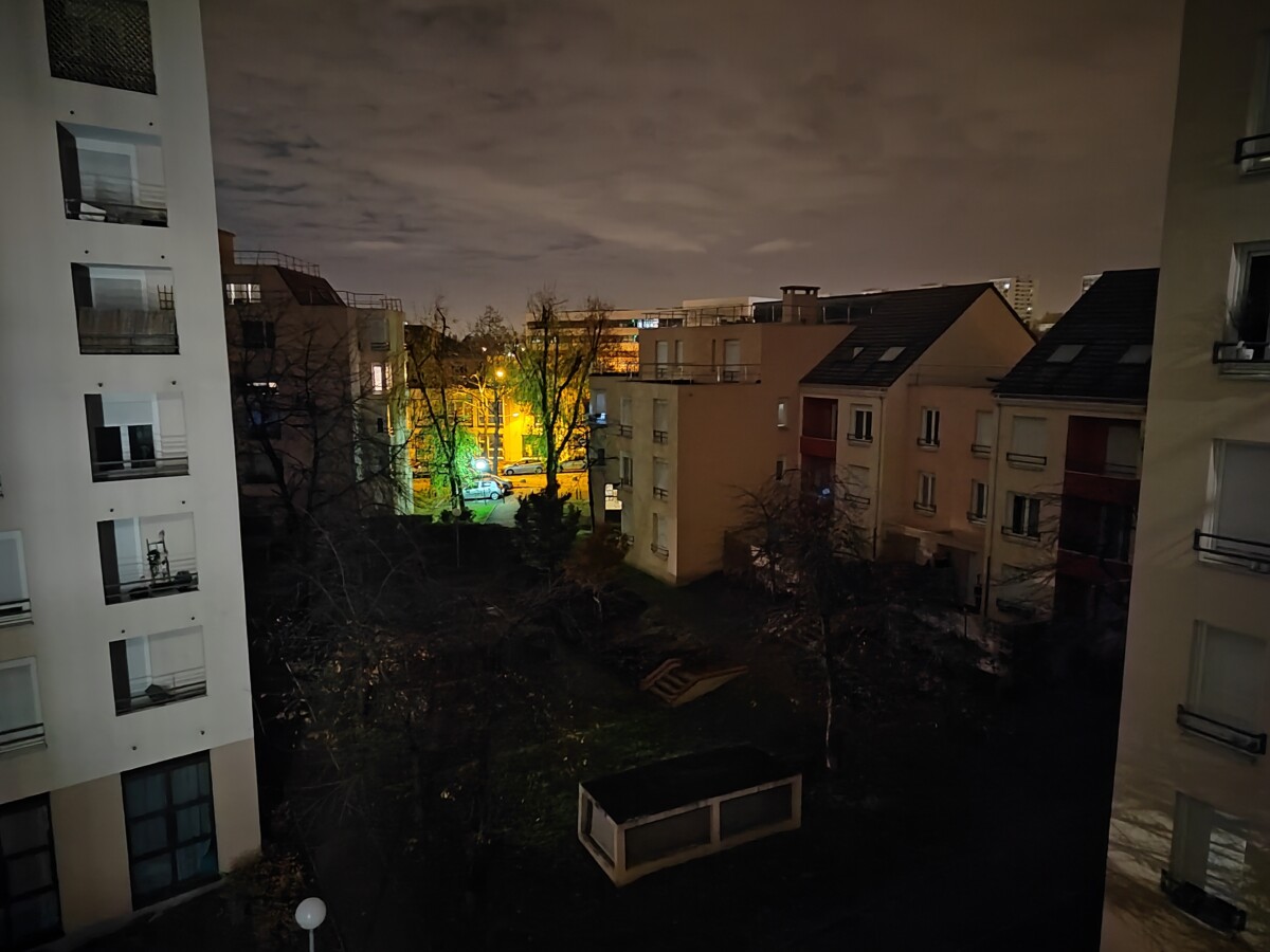 Avec mode nuit Avec mode nuit