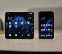 L'Oppo Find N déplié à gauche, replié à droite // Source : Frandroid