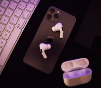 Les AirPods Pro d'Apple // Source : The Average Tech Guy - Unsplash
