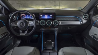 Mercedes-EQB 300 4MATIC