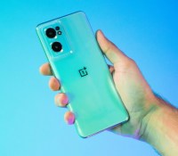 Dos du OnePlus Nord CE 2 // Source : Anthony Wonner