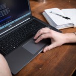 Honor MagicBook 16 (2022) : Le laptop Windows qui a tout d’un Macbook est à -30 % Honor MagicBook 16 (2022) : Le laptop Windows qui a tout d’un Macbook est à -30 %