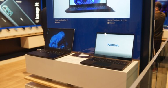 Les Nokia PureBook Pro au MWC 2022 // Source : Frandroid Les Nokia PureBook Pro au MWC 2022 // Source : Frandroid