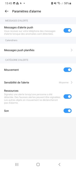 Par défaut, les alertes Push sont désactivées, tout comme la fonction Ressources // Source : Yazid Amer - Frandroid