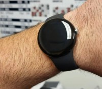 La Google Pixel Watch trouvée dans un restaurant // Source : Reddit/tagtech414