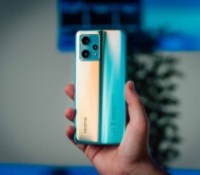 Realme 9 Pro Plus // Source : Anthony Wonner - Frandroid