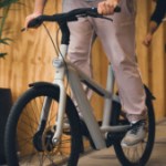 VanMoof fait officiellement son retour en France : l’un de ses vélos électriques est de nouveau disponible VanMoof fait officiellement son retour en France : l’un de ses vélos électriques est de nouveau disponible
