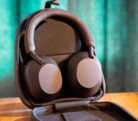 Le Sony WH-1000XM5 // Source : Frandroid