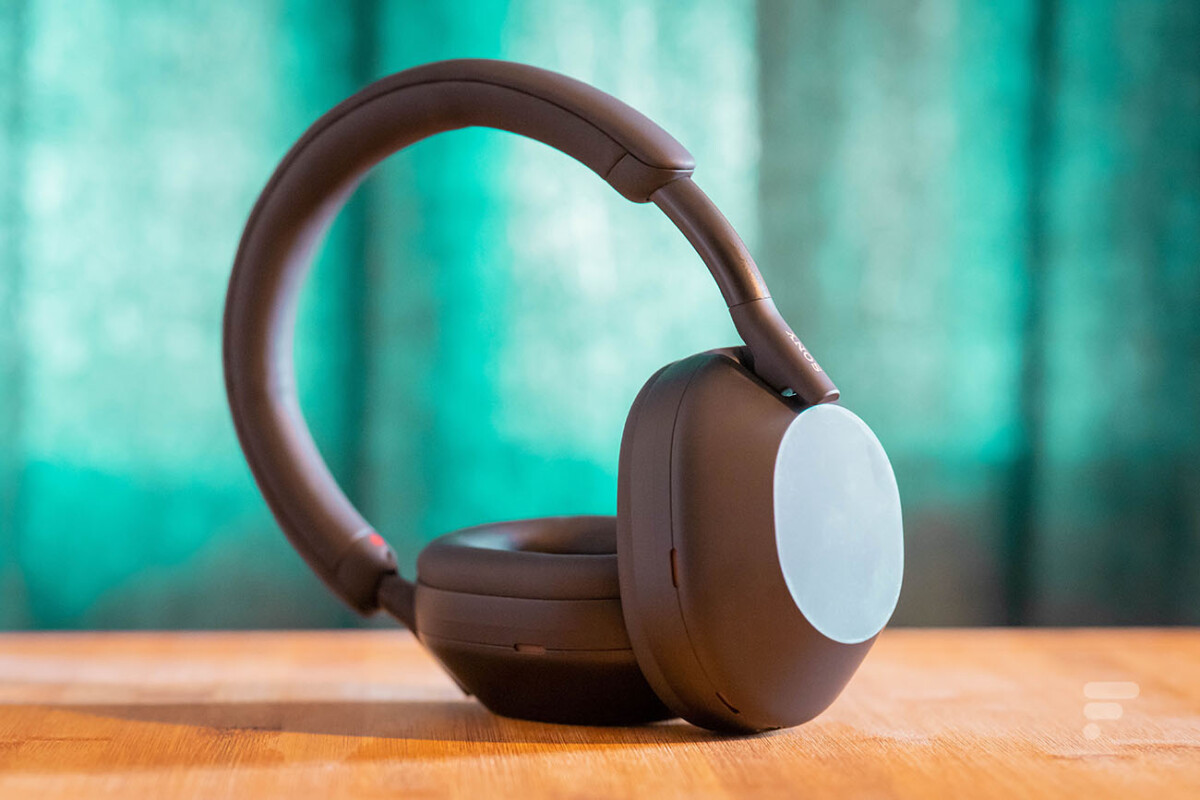 Le Sony WH-1000XM5 // Source : Frandroid