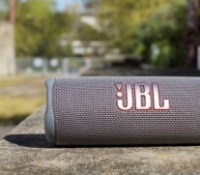 La JBL Flip 6 // Source : Tristan Jacquel pour Frandroid La JBL Flip 6 // Source : Tristan Jacquel pour Frandroid