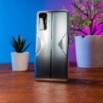 Test du Xiaomi Poco F4 GT : le smartphone qui se prend pour une manette Test du Xiaomi Poco F4 GT : le smartphone qui se prend pour une manette