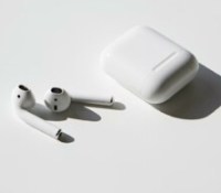 AirPods 2 d'Apple // Source : Dagny Reese via Unsplash