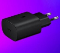 chargeur rapide 25 W samsung fond violet