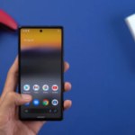 Pixel 6a : un YouTubeur l’a acheté en avance et pris en main en vidéo Pixel 6a : un YouTubeur l’a acheté en avance et pris en main en vidéo