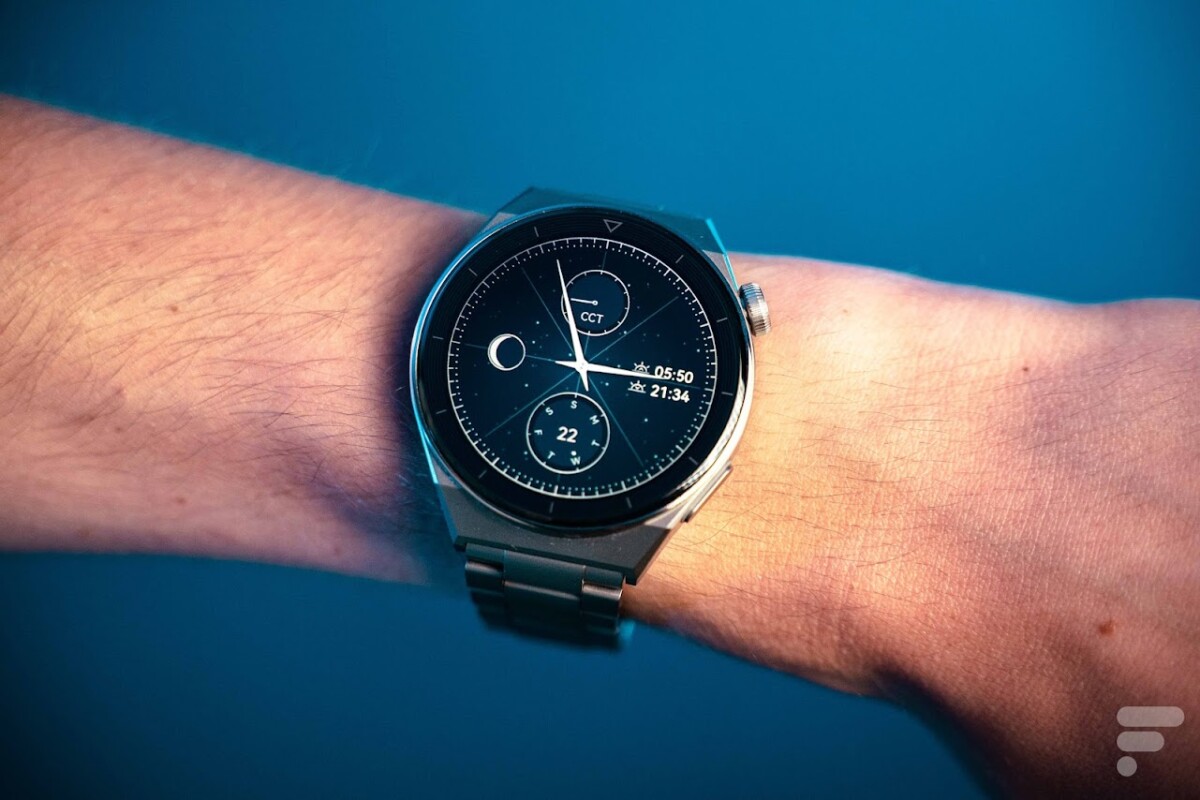 La Huawei Watch GT 3 Pro et son cadran Ocean Star // Source : Anthony Wonner - Frandroid La Huawei Watch GT 3 Pro et son cadran Ocean Star // Source : Anthony Wonner - Frandroid