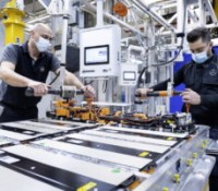 usine-production-voiture-electrique