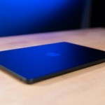 Carrefour veut écouler ses stocks du Macbook Air M2, un laptop parfait pour la rentrée