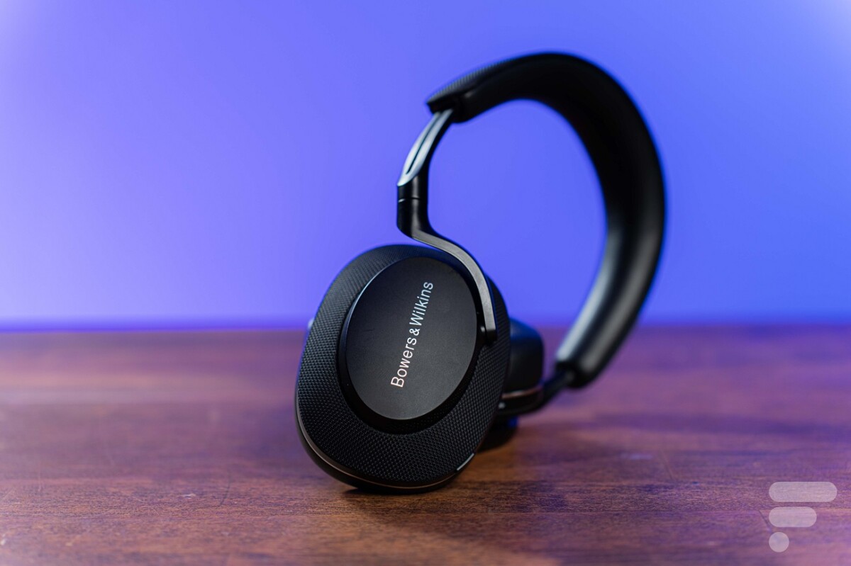 Le casque Bowers & Wilkins PX7 S2 // Source : Chloé Pertuis pour Frandroid Le casque Bowers & Wilkins PX7 S2 // Source : Chloé Pertuis pour Frandroid