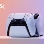 Rechargez 2 manettes PS5 en même temps avec la nouvelle station de charge HyperX Rechargez 2 manettes PS5 en même temps avec la nouvelle station de charge HyperX
