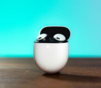 Les Google Pixel Buds Pro // Source : Chloé Pertuis pour Frandroid