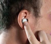 Les Google Pixel Buds Pro pour illustration // Source : Chloé Pertuis pour Frandroid