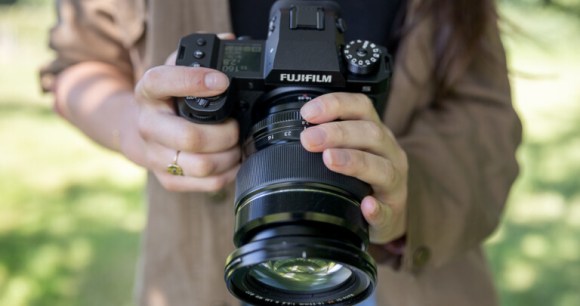 Le Fujifilm X-H2S pour illustration // Source : Lola Gréco pour Frandroid Le Fujifilm X-H2S pour illustration // Source : Lola Gréco pour Frandroid