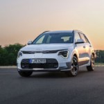 Kia baisse de 10 000 € le prix de sa voiture électrique compacte, mais il faudra être rapide Kia baisse de 10 000 € le prix de sa voiture électrique compacte, mais il faudra être rapide