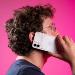 Le Nothing phone (1) reçoit une première mise à jour qui améliore l&rsquo;expérience et ajoute quelques nouveautés