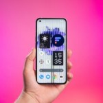 Nothing admet que l&rsquo;écran du phone (1) ne tient pas toutes ses promesses