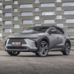 Toyota nous fait enfin rêver, avec des voitures électriques à l’autonomie totalement hallucinante Toyota nous fait enfin rêver, avec des voitures électriques à l’autonomie totalement hallucinante