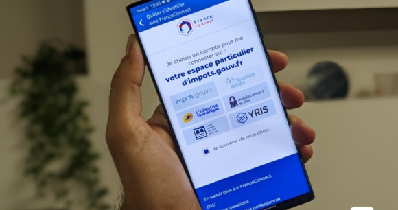 L'option de l'Assurance maladie est grisée sur FranceConnect // Source : Frandroid L'option de l'Assurance maladie est grisée sur FranceConnect // Source : Frandroid