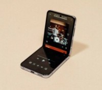 Samsung Galaxy Z Flip 4 sous OneUI 4.1 // Source : Frandroid