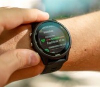 La Garmin Forerunner 255 // Source : Arnaud Gelineau pour Frandroid