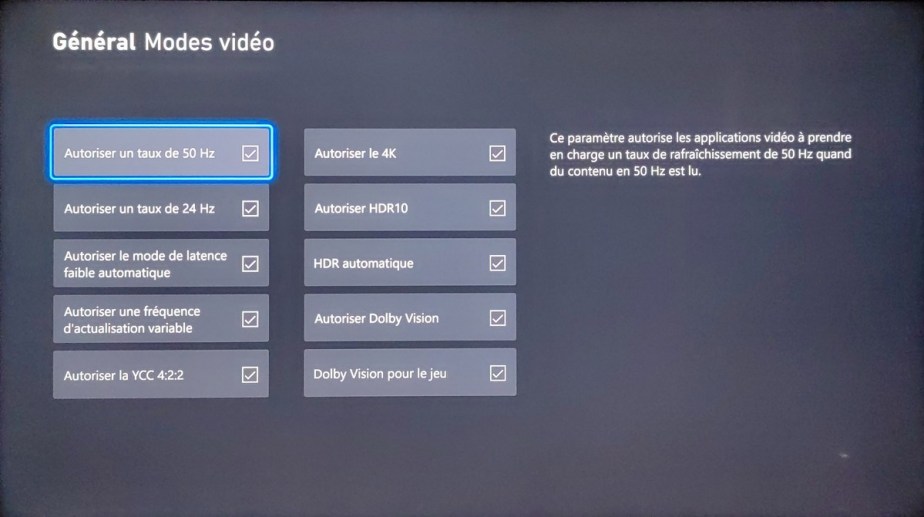 Le téléviseur coche toutes les cases.
