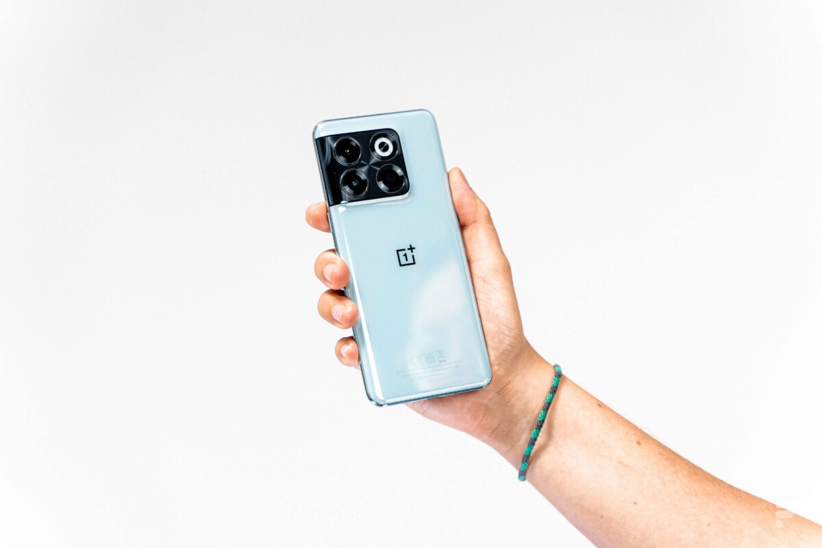 OnePlus 10T (27) OnePlus 10T (27)