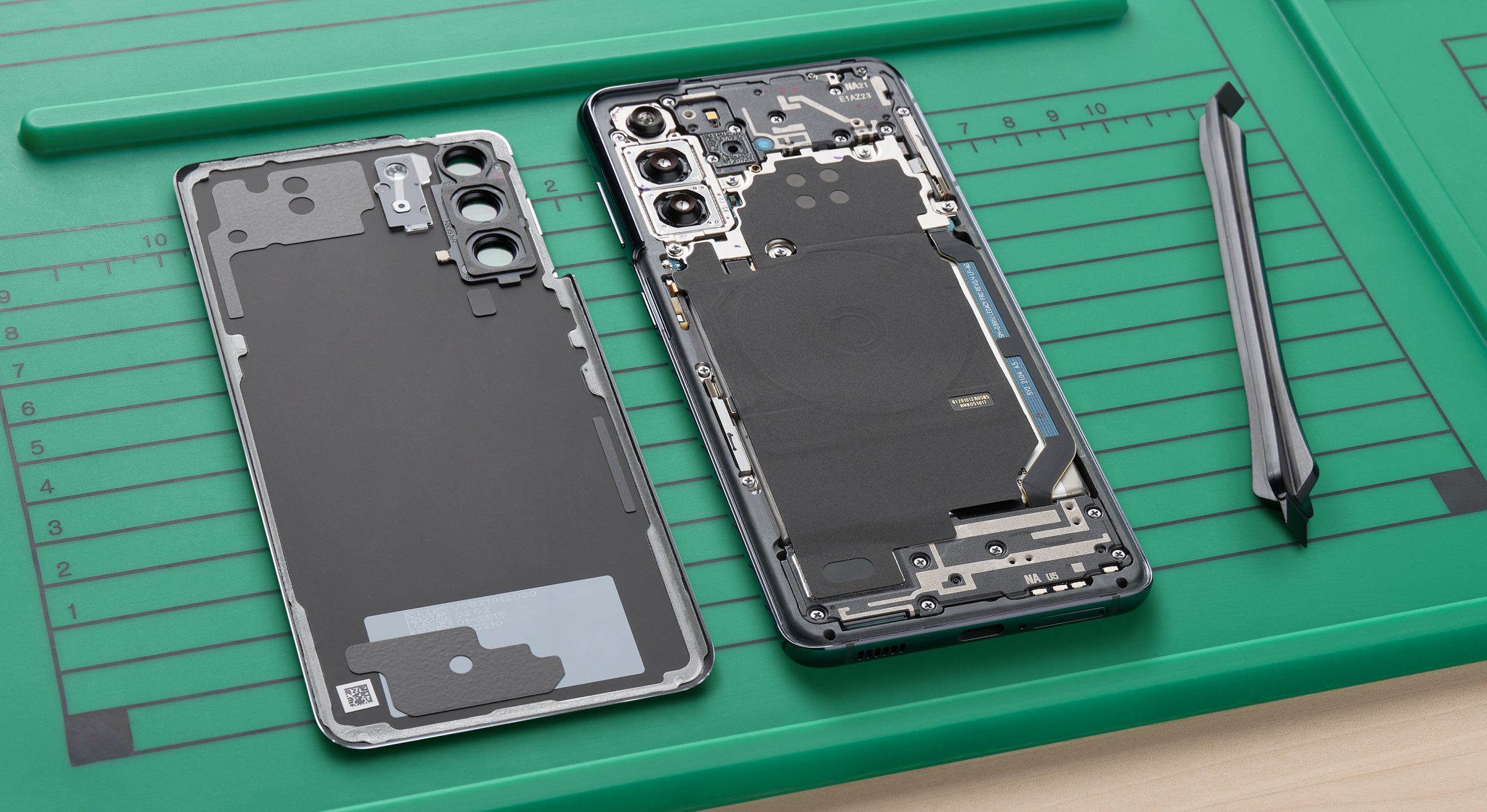 Samsung-Self-Repair-Program-S21-scaled