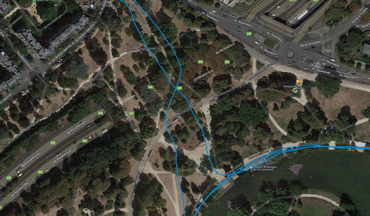 Tracé de Strava sur smartphone Tracé de Strava sur smartphone