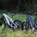 Ces deux VTT électriques ultra haut de gamme sont à prendre au sérieux Ces deux VTT électriques ultra haut de gamme sont à prendre au sérieux