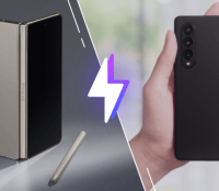 À gauche, le Galaxy Z Fold 4, à droite le Z Fold 3. // Source : Samsung