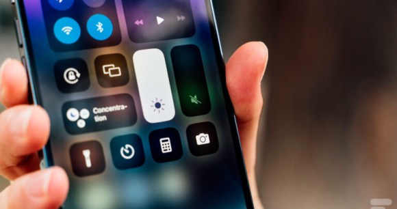 iPhone 14 Pro Max // Source : Anthony Wonner - Frandroid iPhone 14 Pro Max // Source : Anthony Wonner - Frandroid