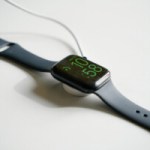 Les montres connectées pourraient se voir imposer un chargeur universel, comme les smartphones Les montres connectées pourraient se voir imposer un chargeur universel, comme les smartphones