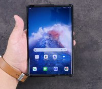 Prise en main du LG Rollable // Source : 뻘짓연구소